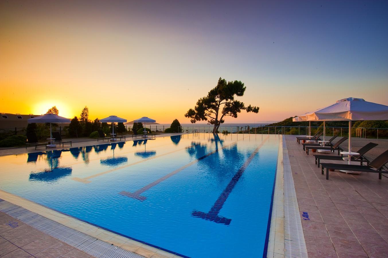 Hilton Bodrum Turkbuku Resort & Spa Голтуркбуку Екстериор снимка