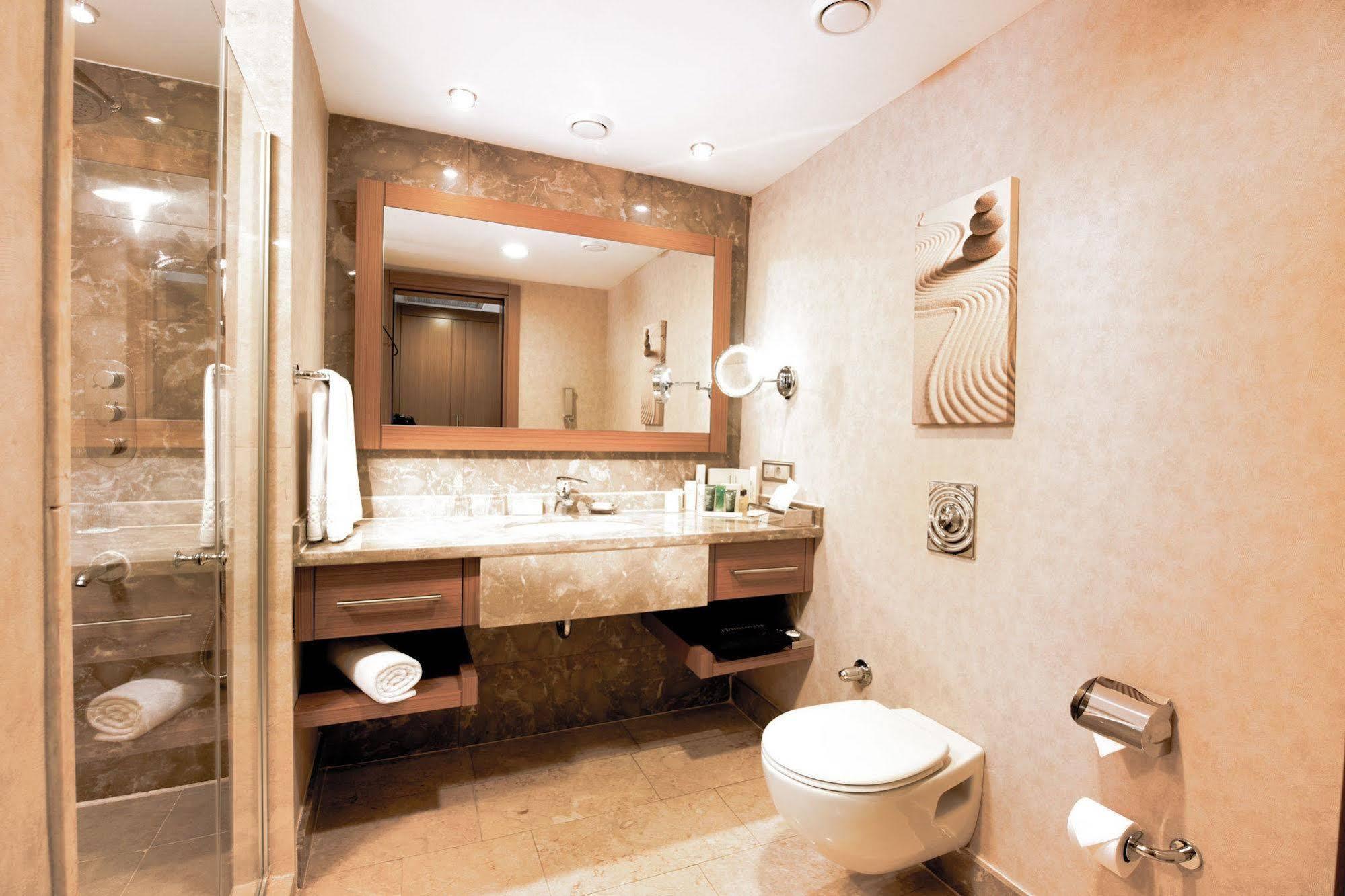 Hilton Bodrum Turkbuku Resort & Spa Голтуркбуку Екстериор снимка
